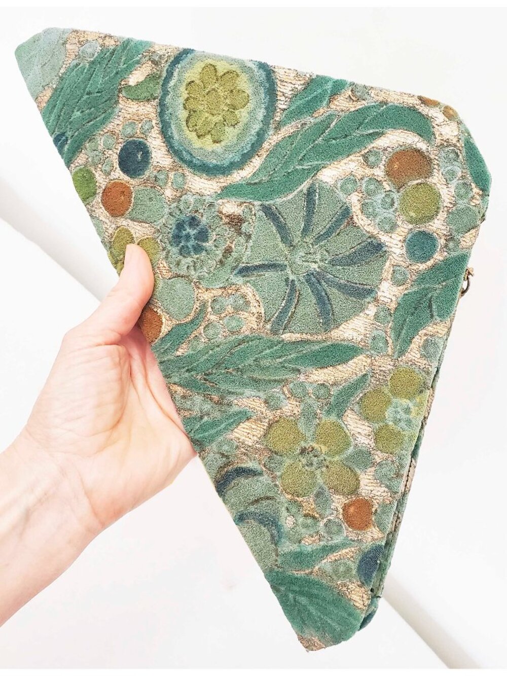 Vintage 1920s Art Deco Floral Velvet Textile Triangle Clutch Bag Green Gold